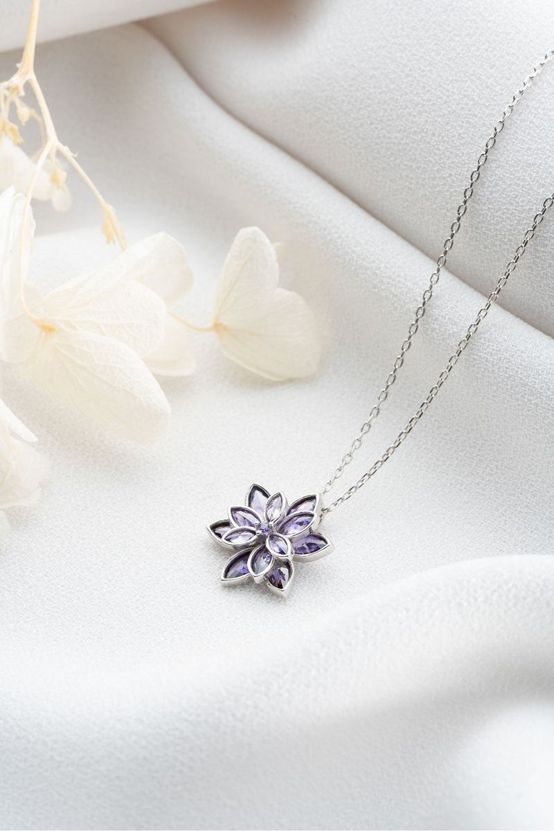 925 Ayar Gümüş Mor Lotus Çiçeği Kolye