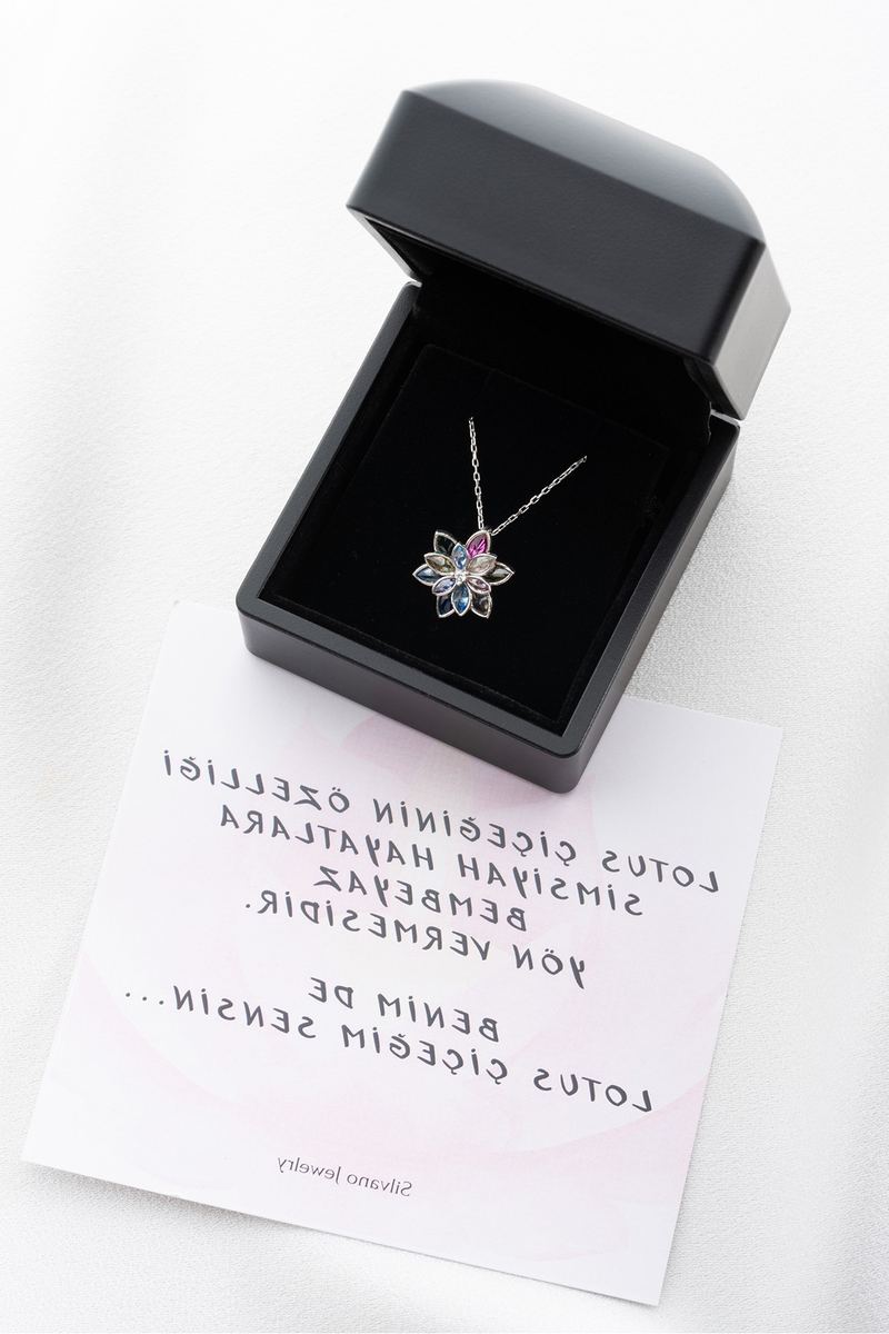 925 Ayar Gümüş Işıklı Kutu Renkli Lotus Kolye