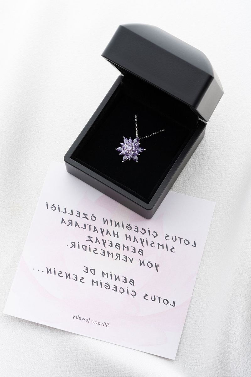 925 Ayar Gümüş Işıklı Kutu Lila Lotus Çiçeği Kolye
