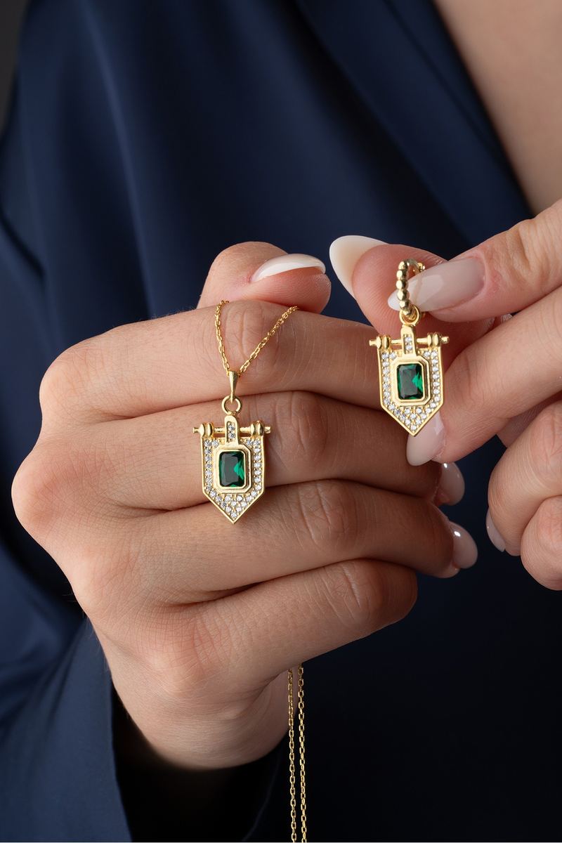 925 Ayar Gümüş Yeşil Taşlı Trend Takı Kolye Küpe Seti