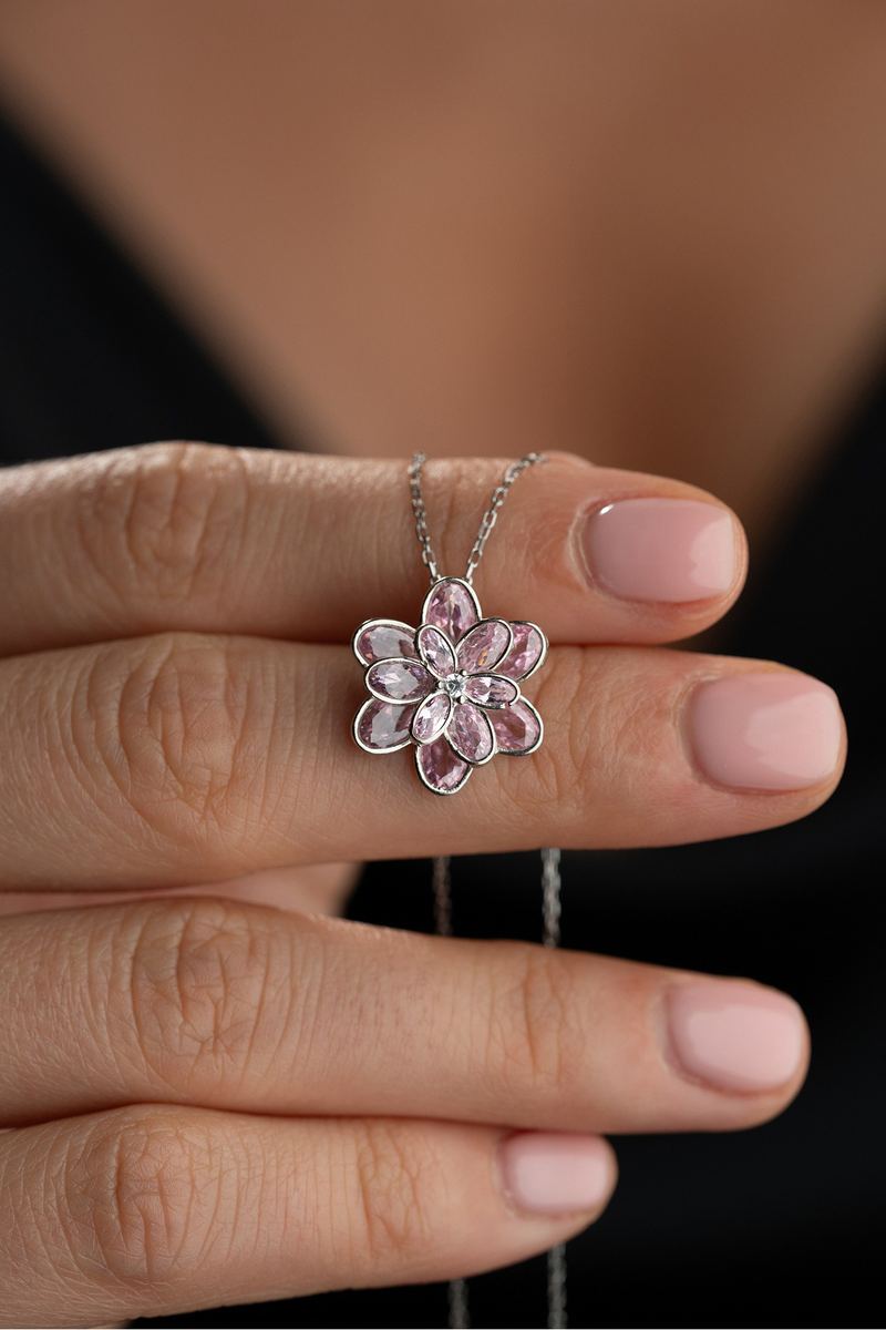 925 Ayar Gümüş Pembe Lotus Kolye