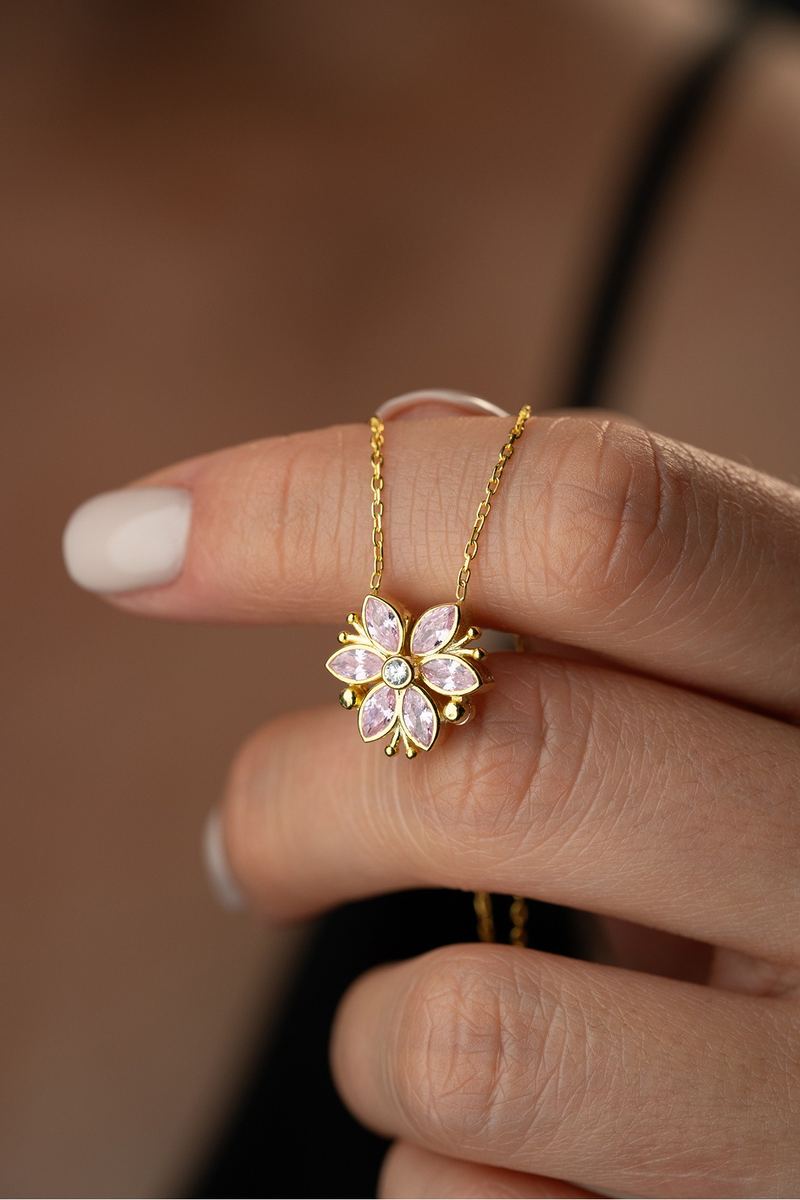 925 Ayar Gümüş Mıknatıslı Pembe Taşlı Lotus Kolye