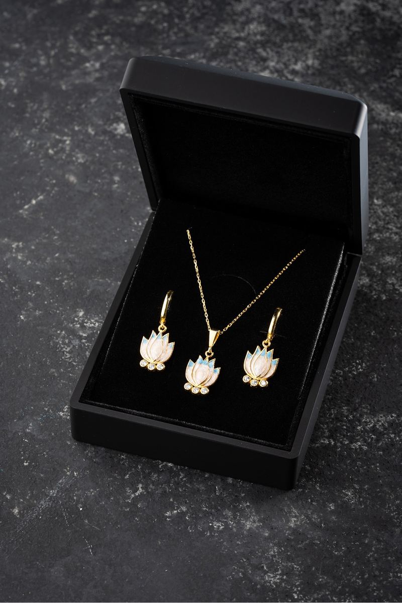 925 Ayar Gümüş Işıklı Kutuda Lotus Çiçeği Aşk Bahçesi Set