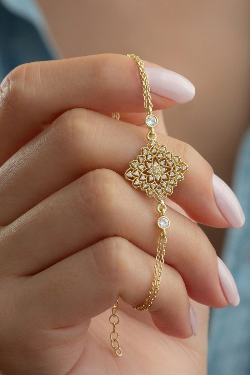 925 Ayar Gümüş Taş Motifli Chic Bileklik