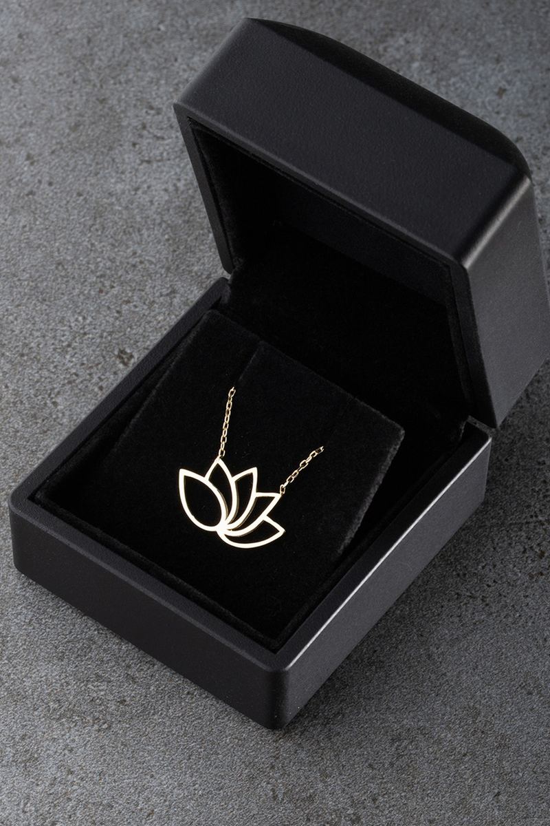 925 Ayar Gümüş Işıklı Kutuda Lotus Kolye görsel 2