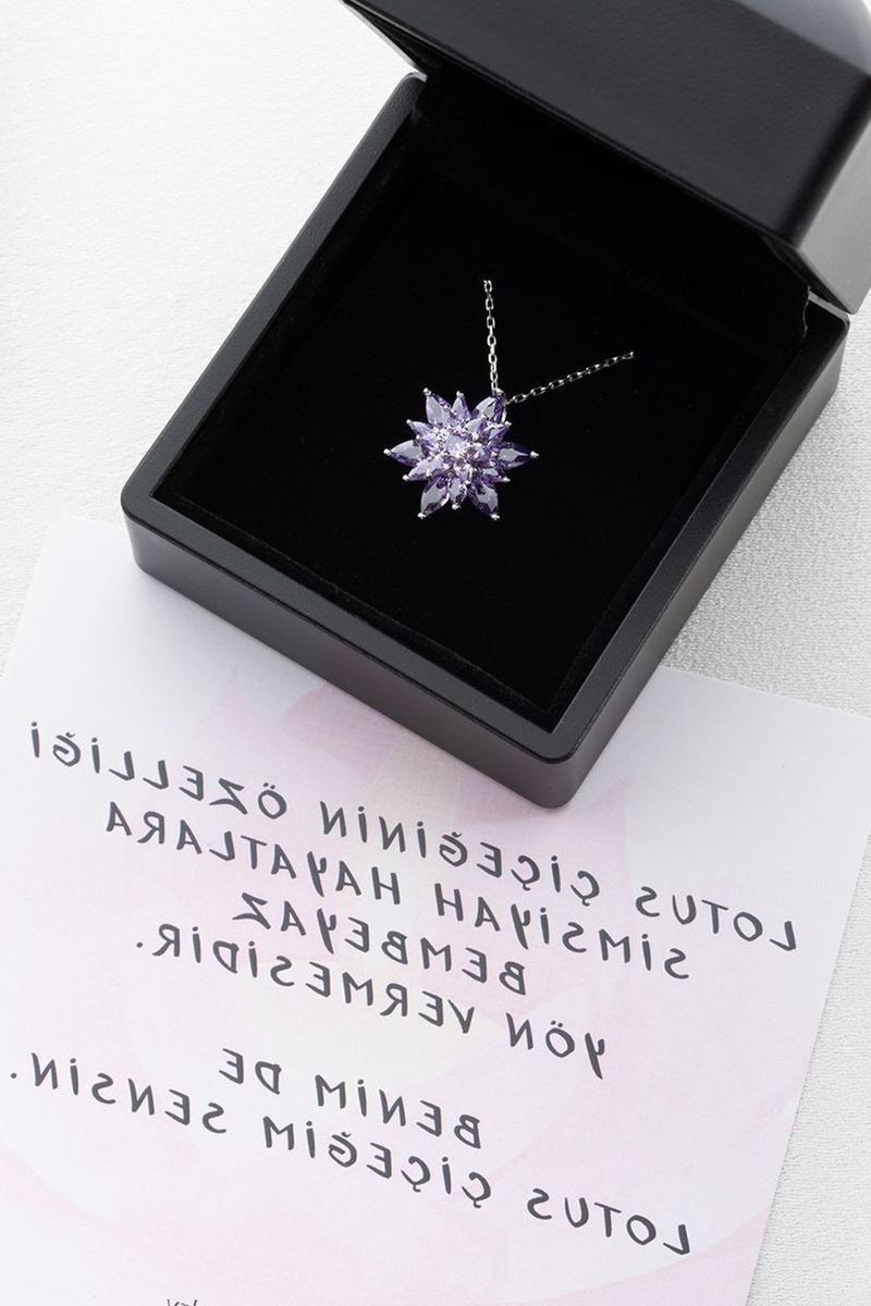 925 Ayar Gümüş Işıklı Kutu Lila Lotus Çiçeği Kolye görsel 2